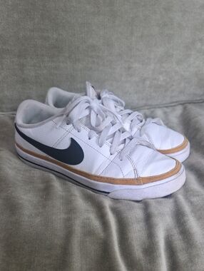 Nike Court Legacy Next Nature (7.5)